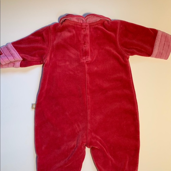 Infant Carter’s Heart Velour Onesie - Picture 4 of 5